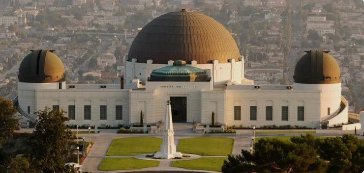 格里斐斯天文台(Griffith Observatory)可將洛杉磯市區一覽無遺。