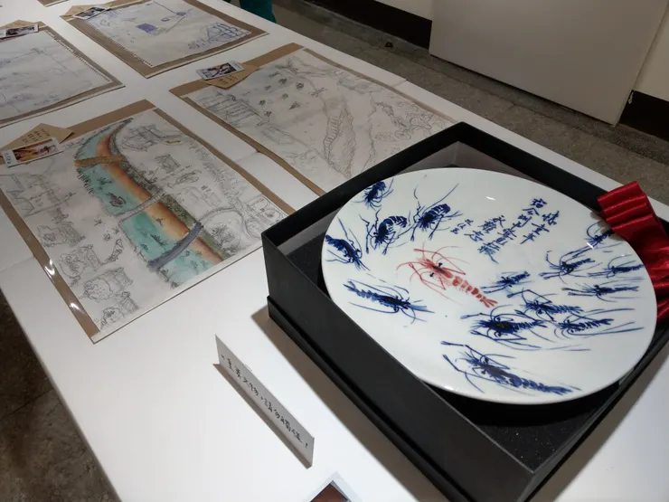 蟾蜍山大客廳開幕展，地方畫家描繪在瑠公圳抓蝦的童年回憶（拍攝日期：2020/8/25 ）
