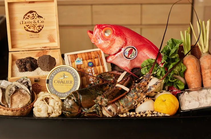 在專屬的包場空間裡，The Ukai Taipei 精選當季上等食材，搭配細膩烹調手法，為每位賓客提供最純粹的美味。(圖/ The Ukai Taipei提供)