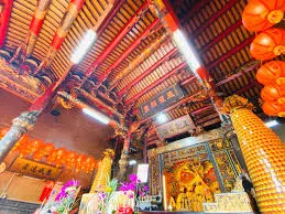 大殿內莊嚴隆重（圖片截圖於網路）