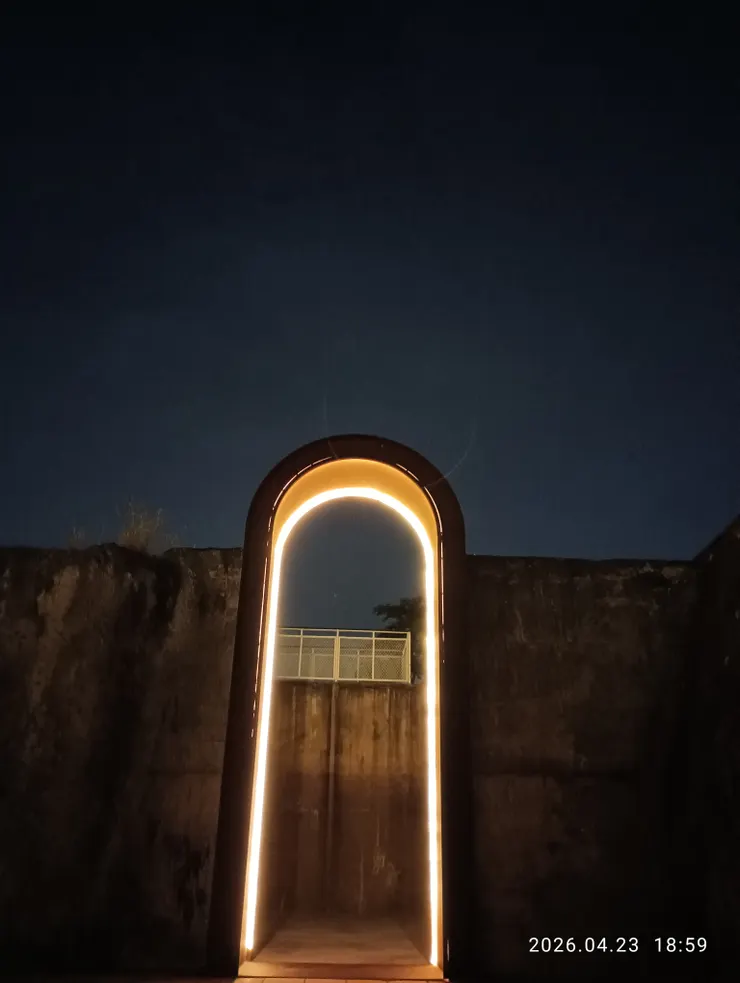皆自拍攝