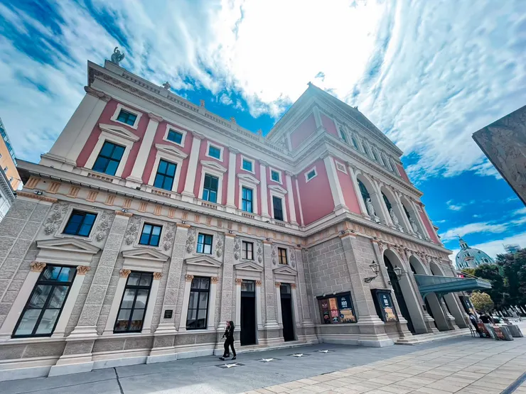 金色大廳 shot by Emma@Veinna,Austria .07 /2024.