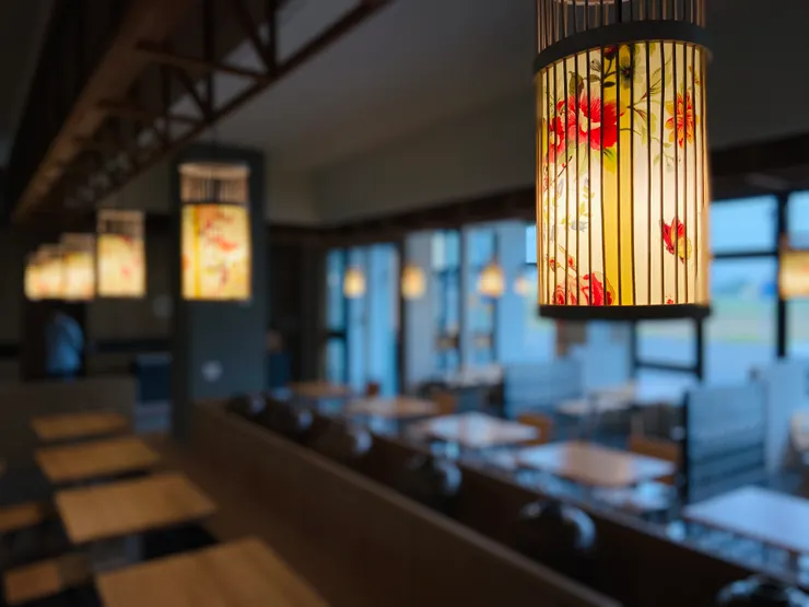 ▲ 好喜歡這般中國水墨彩繪風情的燈飾