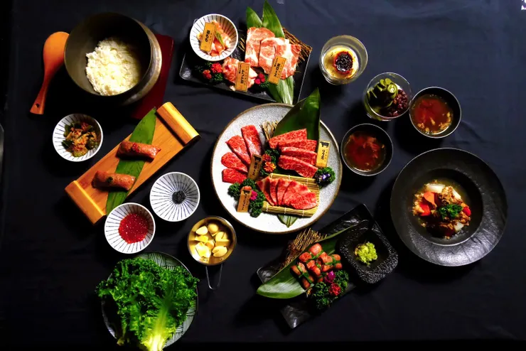 台中和牛燒肉專賣店，吃的不是和牛，還有用心的配菜