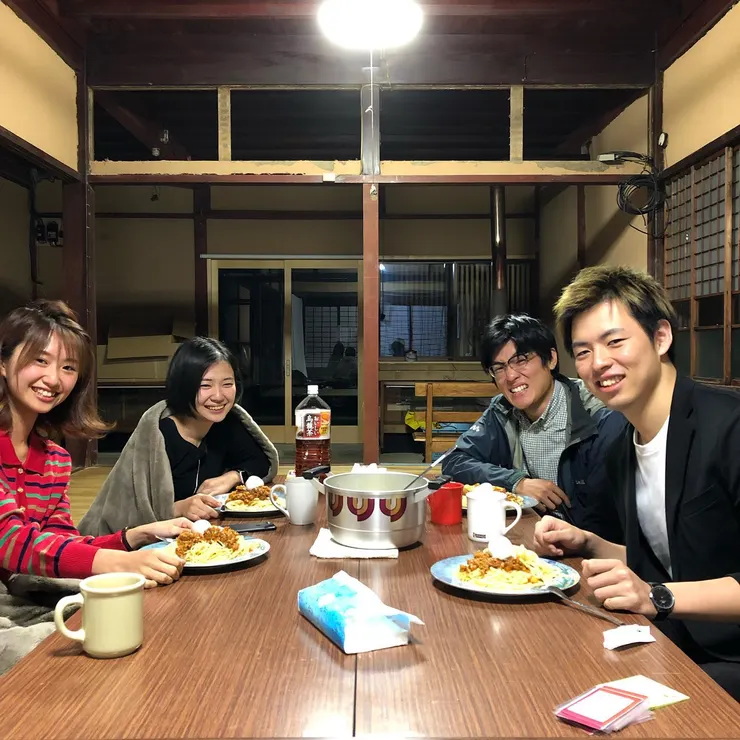 PLUS KAGA現在的據點,從某個空屋整理專案開始,到當地公務員出資買下物件,大家慢慢每年DIY改造,到現在這個樣子。PLUS KAGA的成果在我心目中就是一個傳奇。