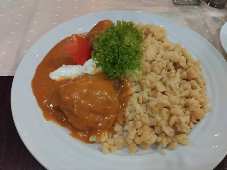 匈牙利紅椒雞(Paprikás Csirke)