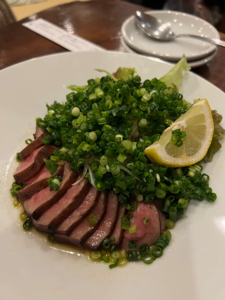 仙台牛舌～閣～牛舌沙拉