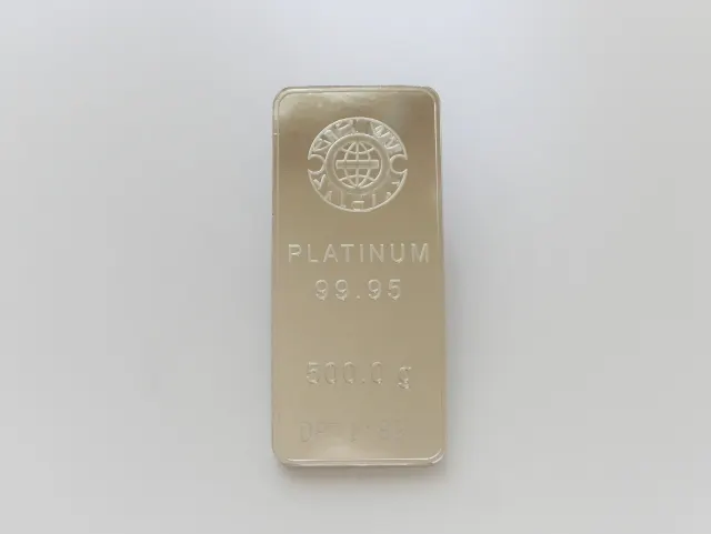 照片來源photoac.jp 圖片是白金