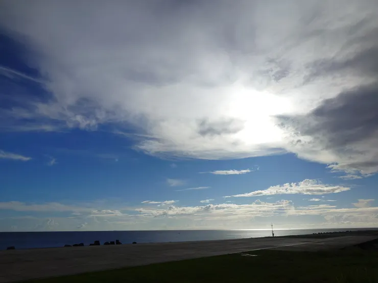 民宿旁的海邊風景,真的很美!