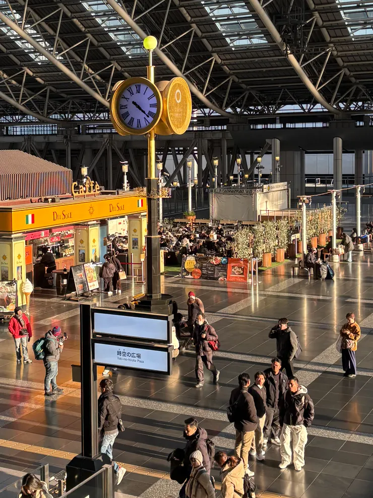 前往梅田電影院的路上