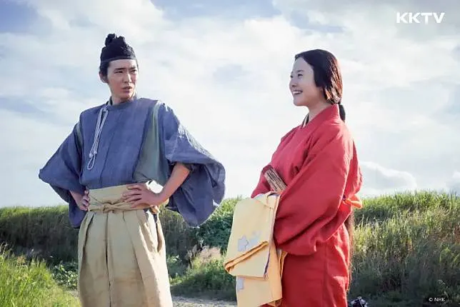 紫式部（吉高由里子）和藤原道長（柄本佑）