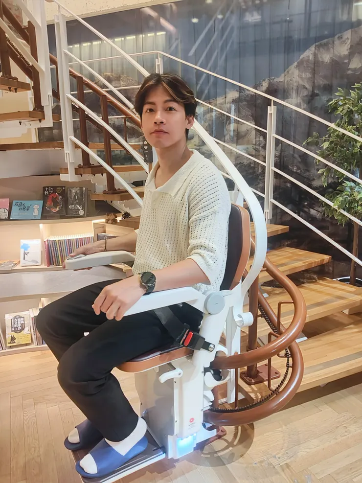 羅布森樓梯升降椅