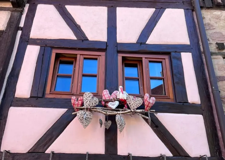 覺得在亞爾薩斯，大家都喜歡用愛心裝飾，太浪漫了