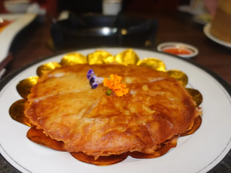 月亮蝦餅 ~ 有點太硬，不推