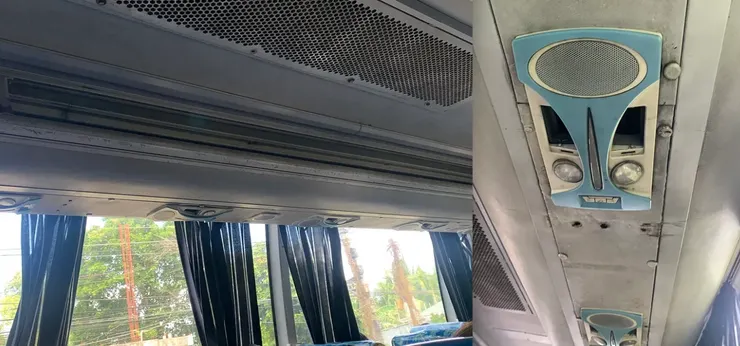 （左圖）上方雖然有置物櫃，但沒有蓋上。（右圖）座位上方的設備看起來已經損壞