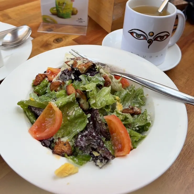 連鎖咖啡店himalaya java cafe 也有供應餐點