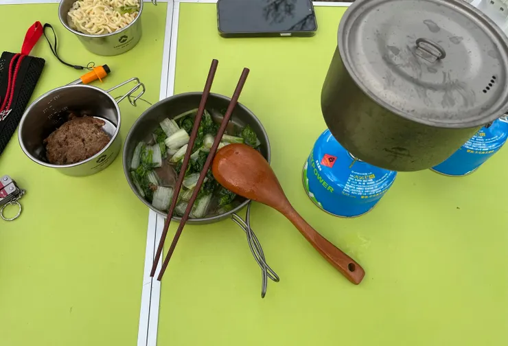 〈餐桌上─Bahin掌鏡〉