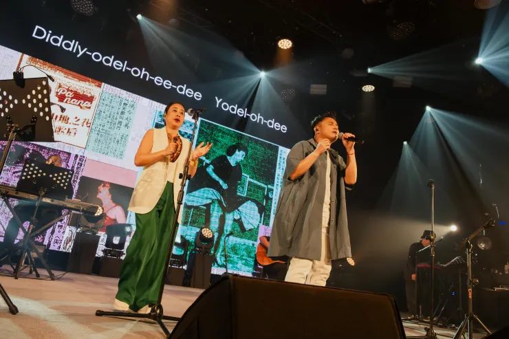 以莉高露、陳永龍