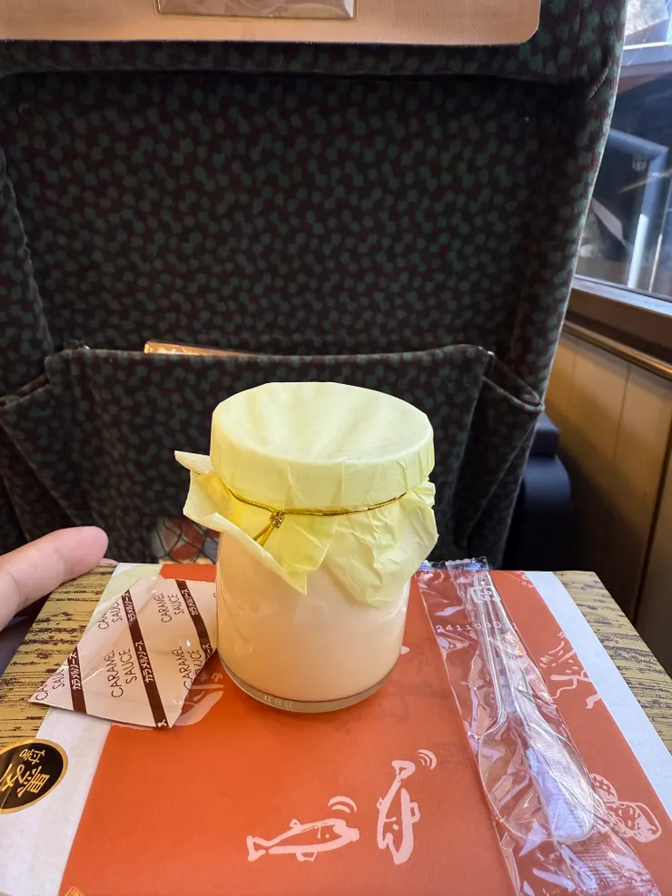 後來買了布丁跟蕨餅