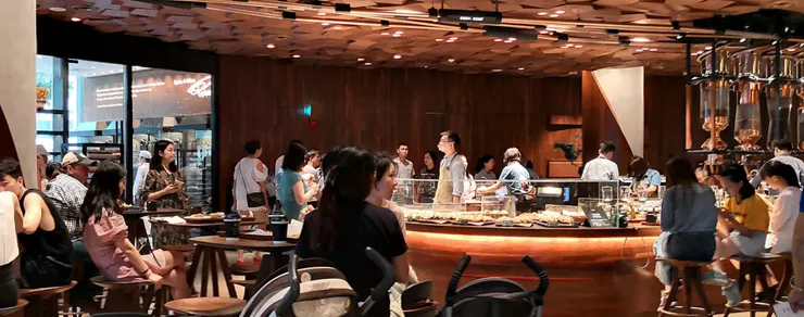 如果你在家還在用那種「按一下、轉兩下」的便宜電動磨豆機，那你真的是在糟蹋錢。