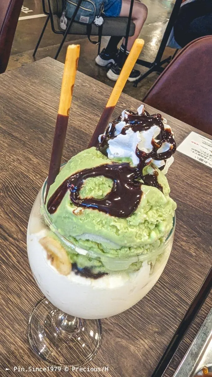 冰飲美味好食，但還是純粹的無糖茶飲才解渴。