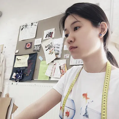 台籍女子在德國的吱吱喳喳的沙龍