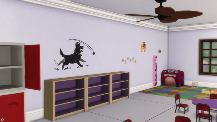 這課室以陸地動物為主題，所以牆上的圖案是小狗等。