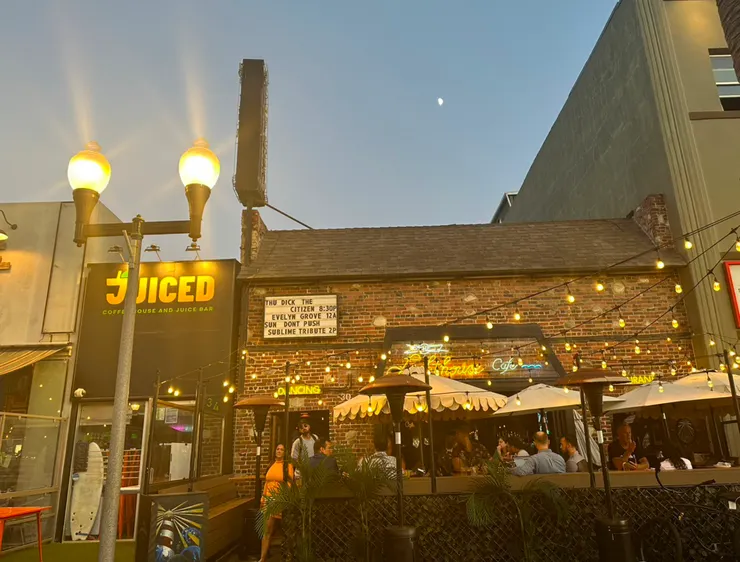 Lighthouse正面（實在不怎樣）