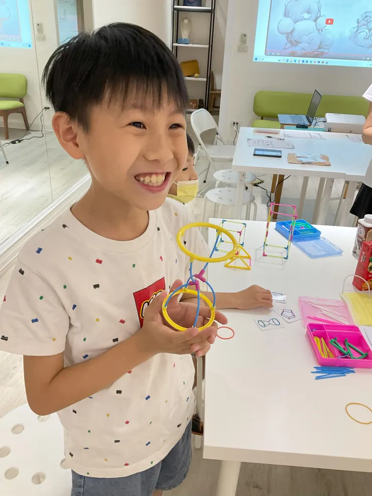 亮亮老師實體上課