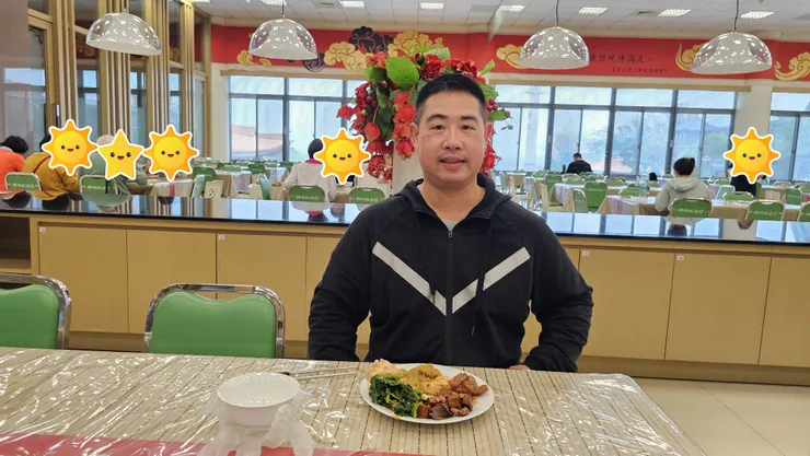 我在佛陀紀念館享用只要150元的素食自助餐!好吃又便宜!