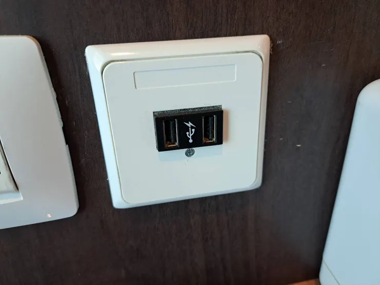 Usb有兩個可插這次沒用