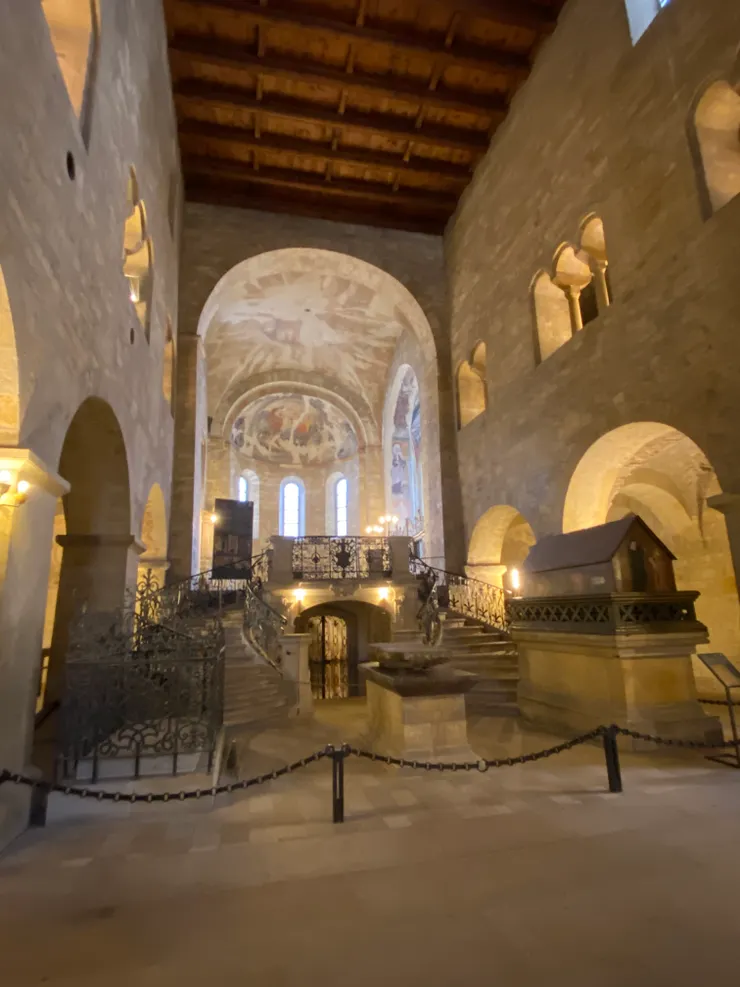 倒底是室內燈光還是我手抖，這畫質連我自己都看不懂@@