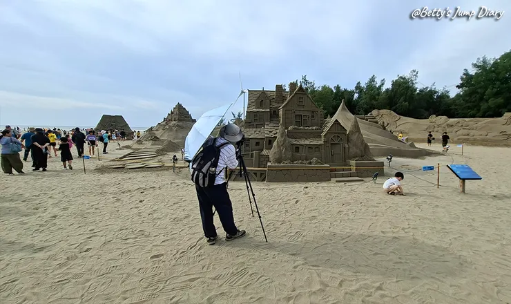 ▲2025苗栗「通霄沙雕藝術節」逍遙沙城/圖片來源：Betty's Jump Diary