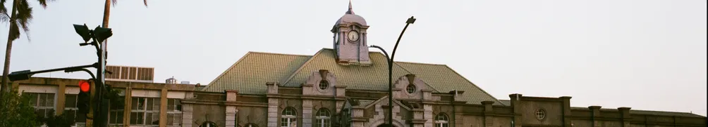 書豈聊聊天的沙龍