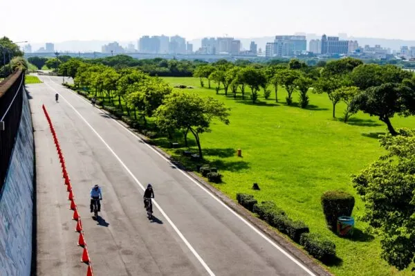 本案雙北罕見千坪超大基地且緊鄰千坪大公園享完整街廓優勢，擁開闊視野與採光條件。(圖/日安PARK提供)
