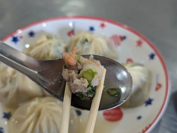 鮮蝦湯包
