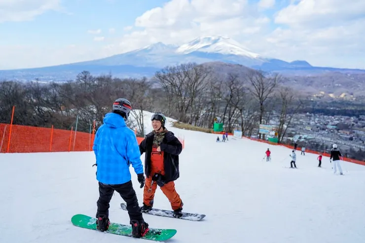 輕井澤王子滑雪場_Hunter教練
