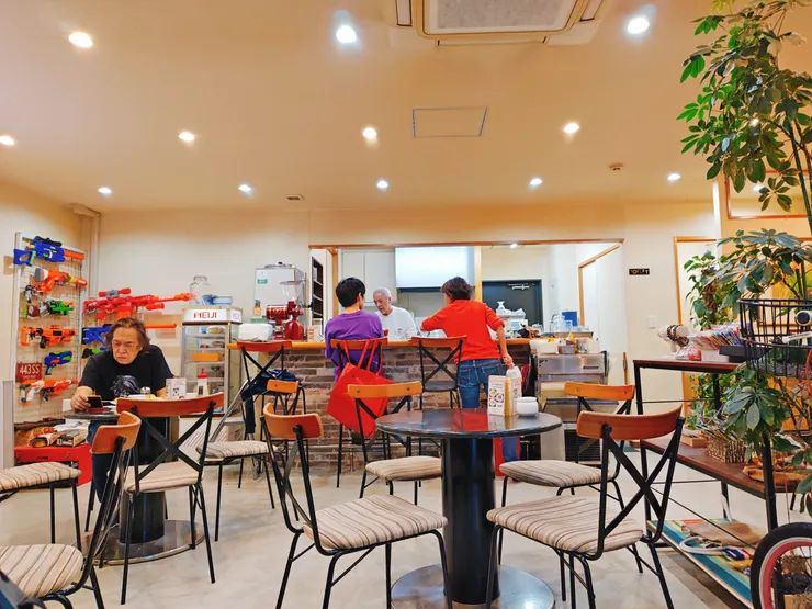 「アカトンボ」