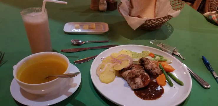 回去酒店再有豐富的晚餐！