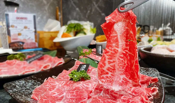 【武鶴和牛火鍋-吉林總店】A5和牛吃到飽、鱈場蟹腳吃到飽,送波士頓龍蝦│台北火鍋吃到飽推薦