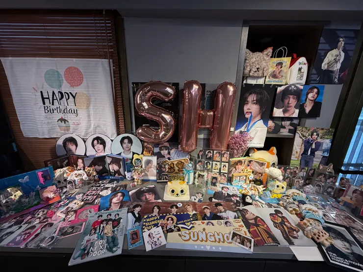 特別訂製蛋糕、一門寶物聚集照💖