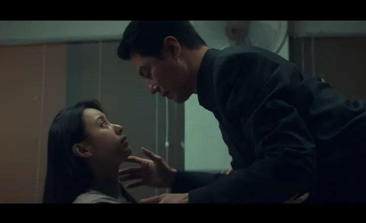 一個會飛的男人接吻時自然會飄起來~