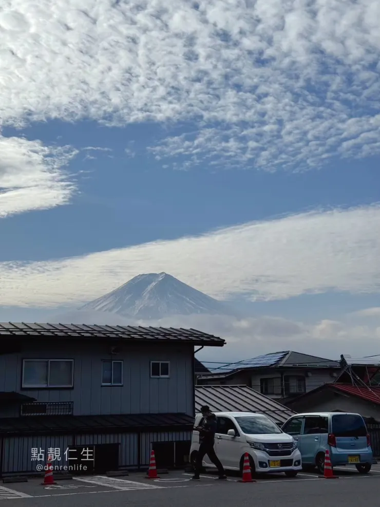 日本東京｜停車場拍到的富士山