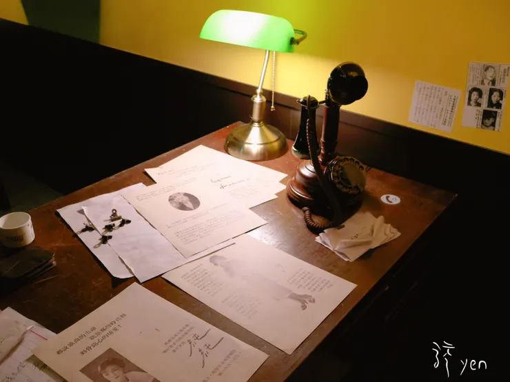 仿報社樣式呈現出那些年代歌手的秘辛