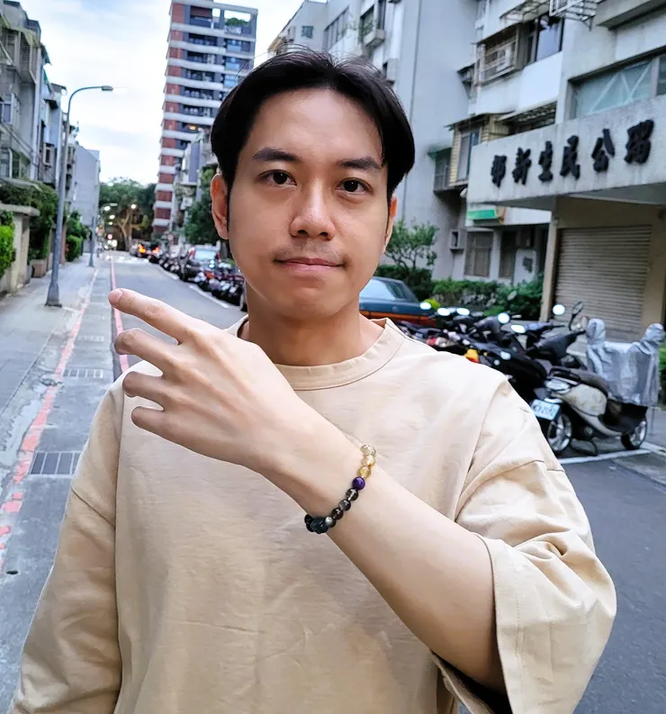 偶包熊with水晶手環