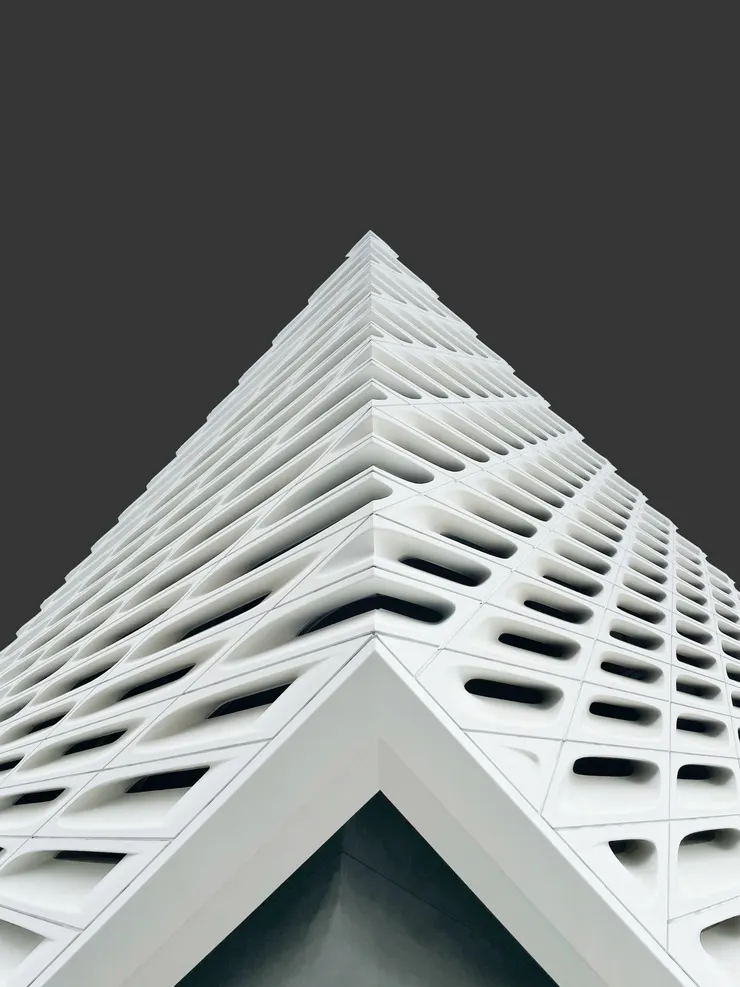 Photo by Clarence E. Hsu on Unsplash      