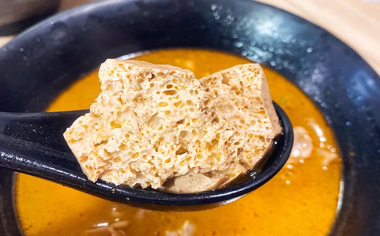 新莊美食推薦2025│四維夜市小吃【辣媽】麻辣/紅燒鴨血臭豆腐（麻辣燙）