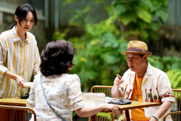 天池阿公、阿輝及阿娟開的豆花店