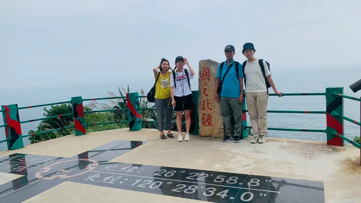 經緯度都有清楚的標示。