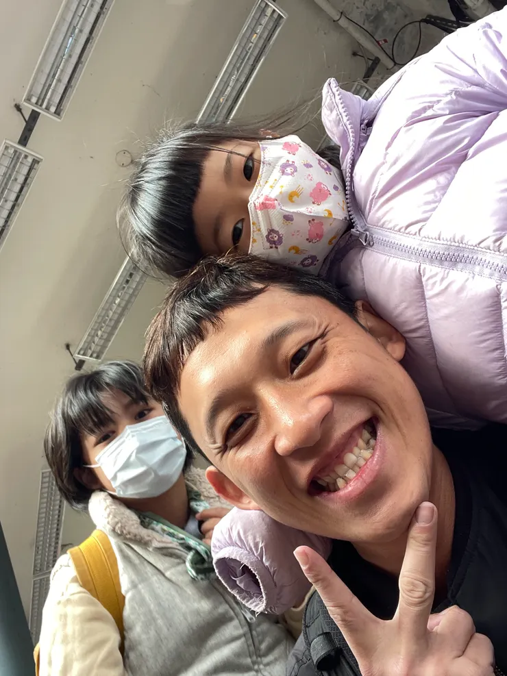 等車的每日合照